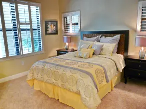 Luxurious Esplanade condo overlooking bay - Habitación