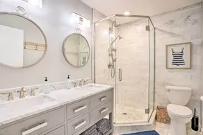 Relaxing Condo w/ Screened-In Lanai, 4 Mi to Beach - Interiör