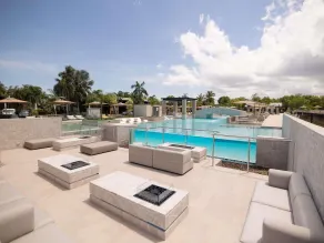 Mercure Darwin Airport Resort - Piscina