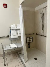 Microtel Inn and Suites by Wyndham - Lady Lake/ The Villages - Salle de bain