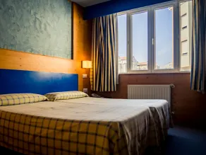 Hotel Bezana Lago - Habitación