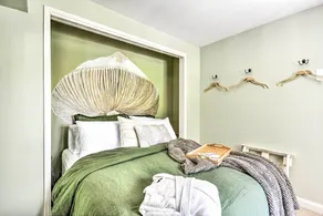 The Owls Nest w/ Hot Tub & Forest Views! - Interiør