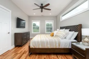 Walkable Downtown 5BR - Hot Tub and Resort Access - Habitación