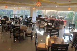 Namira Syariah Hotel Surabaya - Restaurante