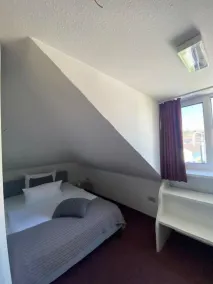Stadthotel Geis - Room