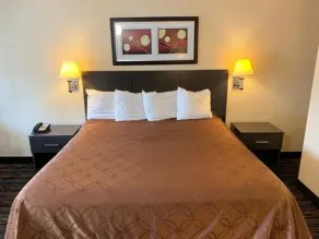 Whitney Inn & Suites - Chambre