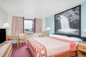 Super 8 by Wyndham Tomah Wisconsin - Chambre