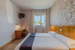 Hotel  Rey Arturo Burgos - Room