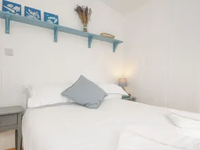 Solana - Room