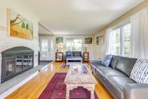 3 Mi to Cape Cod Bay: Marshfield Home w/ Balcony! - Interiør
