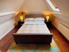 Honey House - Room