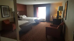 Hampton Inn & Suites Peru - Vue de la chambre
