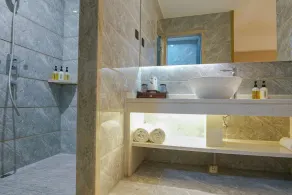 Paco Hotel Tiyu xilu Metro Zhujiang New Town Guangzhou-Free Shuttle Bus for Canton Fair&1-min walk to Canton Fair registration - Baño