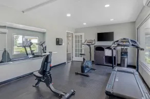Suburban Studios Verona - Staunton North - Salle de remise en forme
