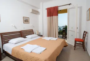 Zarkadis Beach Apartments - Quarto
