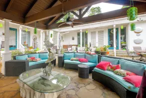 Pool, Putting Green Access! Backyard Retreat - Interior