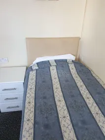 Elmhurst Hotel - Habitación