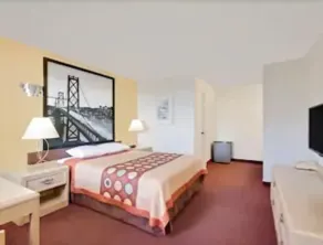 Super 8 by Wyndham Bishop - Chambre