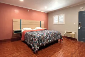 Sand Piper Motel South Central Los Angeles - Room