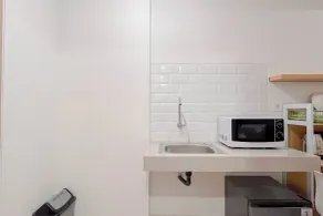White Style Studio (No Kitchen) Apartment Bandaraya - Tallasa City Makassar - Værelse