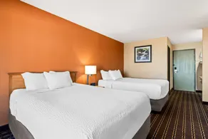 Days Inn by Wyndham Black River Falls - Access to ATV Trail - Værelse