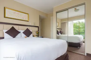 Roosevelt Hotel & Suites - Room