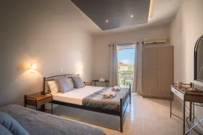 Armonia Studios & Apartments - Room