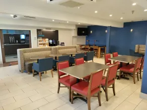 Holiday Inn Express Newberg - Wine Country by IHG - Restaurant