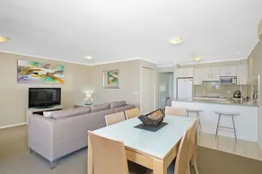 South Pacific Apartments Port Macquarie - Room