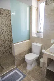 G&K Stone Suites - Baño