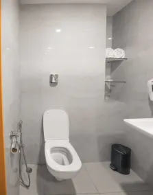 Hotel Turmeric - Bathroom