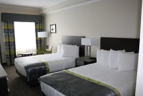 Crossroads Inn & Suites - Værelse