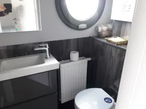 Tiny Hanzeboat - Salle de bain