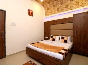 Hotel Gagan - Room