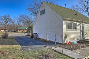 4-Bedroom Cincinnati Vacation Rental! - Interior