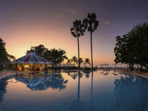 Novotel Rayong Rim Pae Resort - Piscine