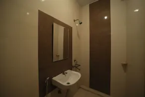 Nataraja Residency - Bathroom