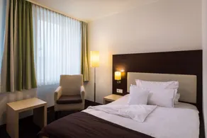 Hotel Esplanade Dortmund - Room
