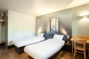 B&B HOTEL Pontault Combault - Quarto