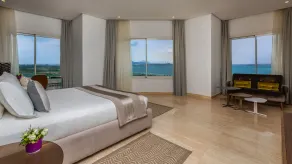 ADAM Hotel Suites - Chambre