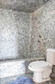 Spacious Cuernavaca House 14 Guests Pool & Grill - Bathroom