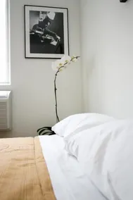 Queen West Jazz Stay - Room