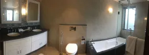 The Ivy Anjuna - Bathroom
