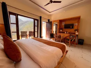 The kempty Fall Resort, Mussoorie - Lavish & Luxury Stay - Room