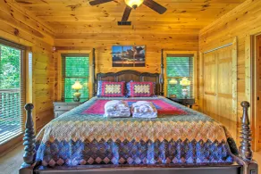 Unique Mineral Bluff Home with Mountain Views! - Innvendig