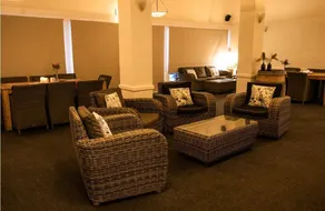 Surfpoint Resort - Sitzecke in der Lobby