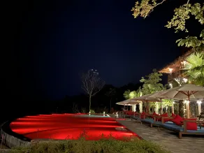 Amigo Pu Luong - Pool