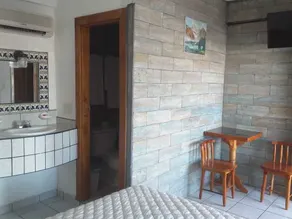 Las Palmas Hotel - Bathroom