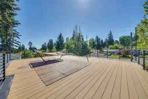 Rooftop Deck + Private Patio! West Seattle Home - Interior