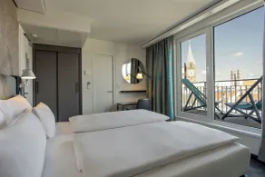 Motel One München-Sendlinger Tor - Room